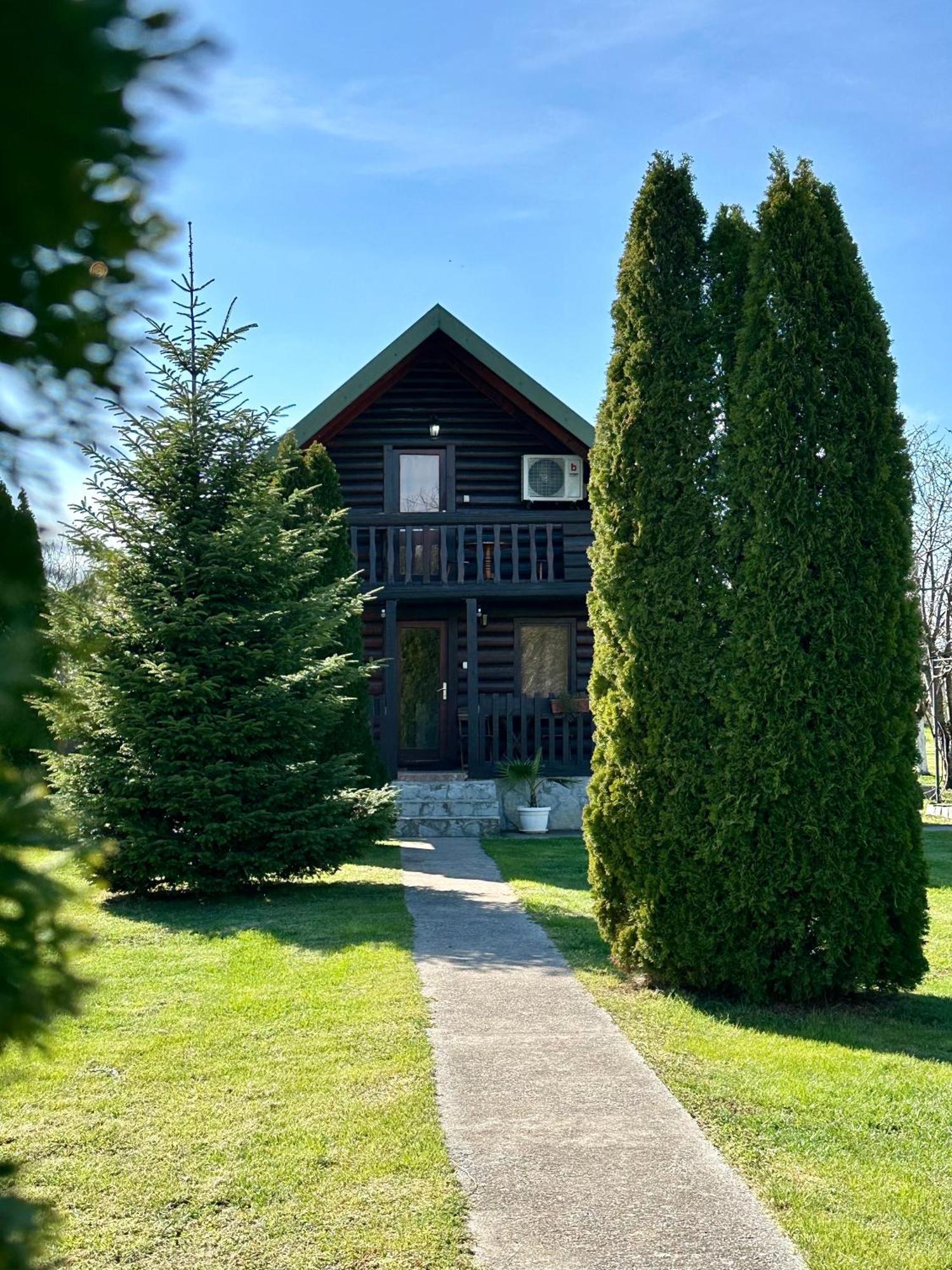 Вилла Wooden House Подгорица Экстерьер фото